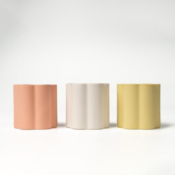 Artistic Floral Edge Ceramic Candle Holder